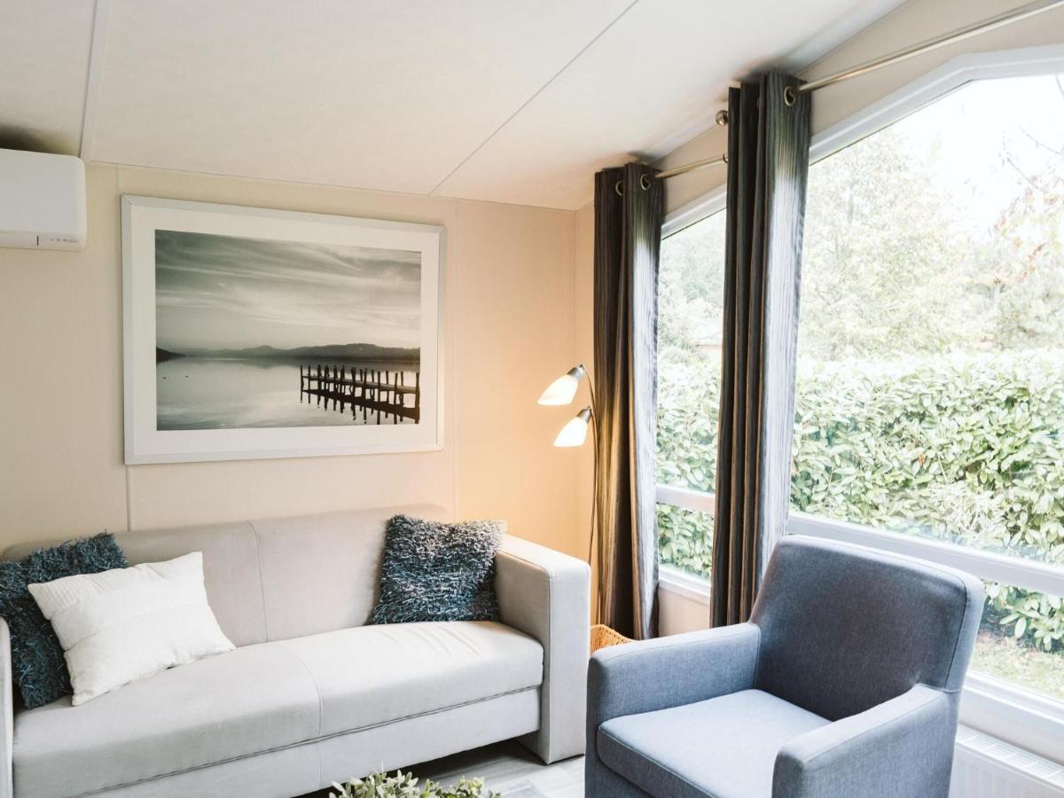Cozy Chalet For 5P With Garden In A Lovely Area Near Goedereede Esterno foto
